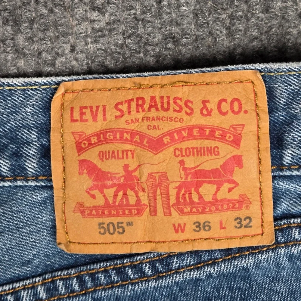 Levi Strauss Co 505 Mens Jeans W36‎ L32 Light Wash Denim Straight Fit